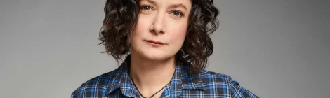 Deadline is exclusively reporting that Sara Gilbert is the latest name to join the cast for football-theme road trip film 80 For Brady, which is being made by Paramount Pictures and Endeavor Content.